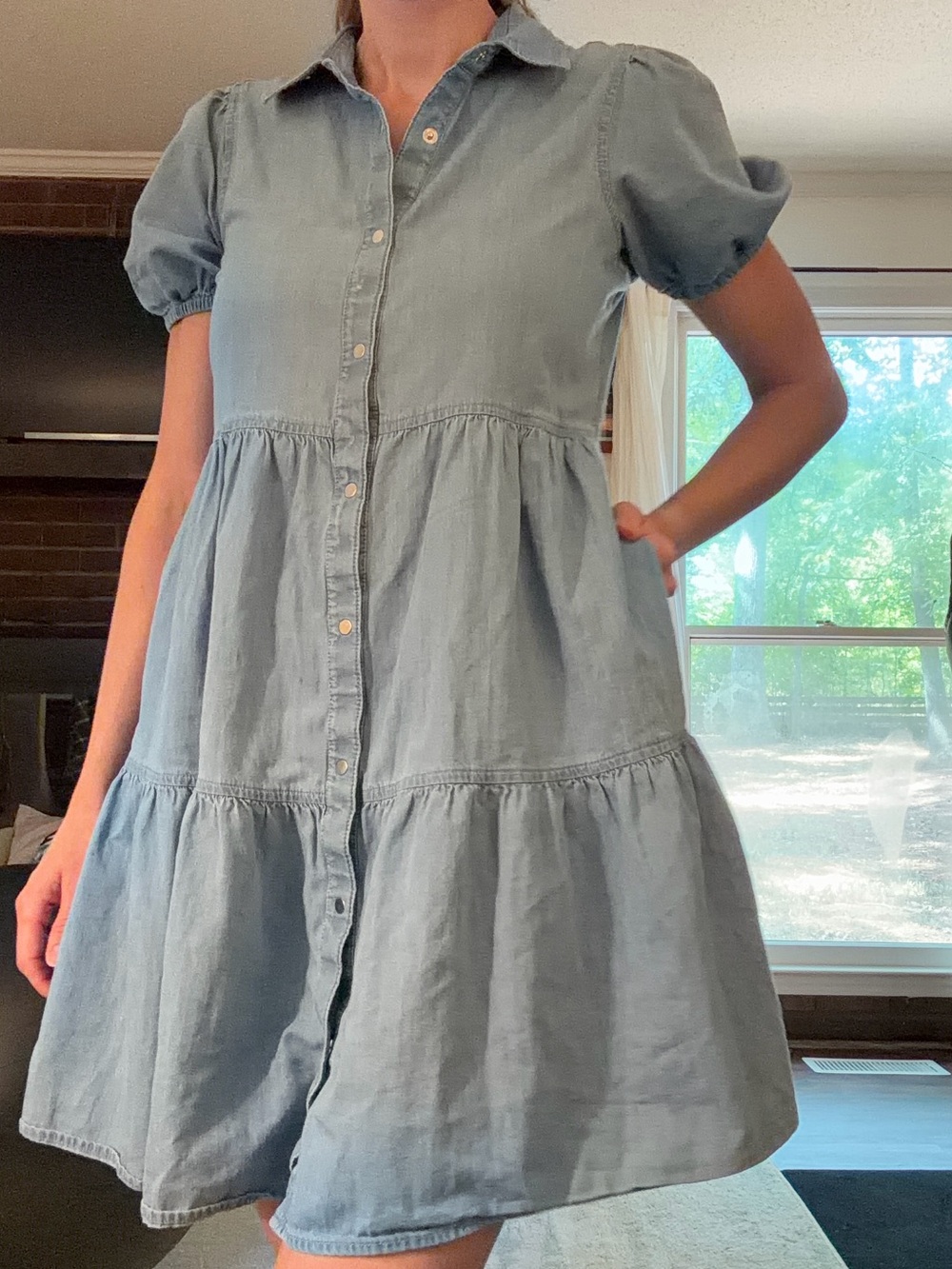 Girls XXL (18) Light Blue Tiered Button-Front Dress with pockets